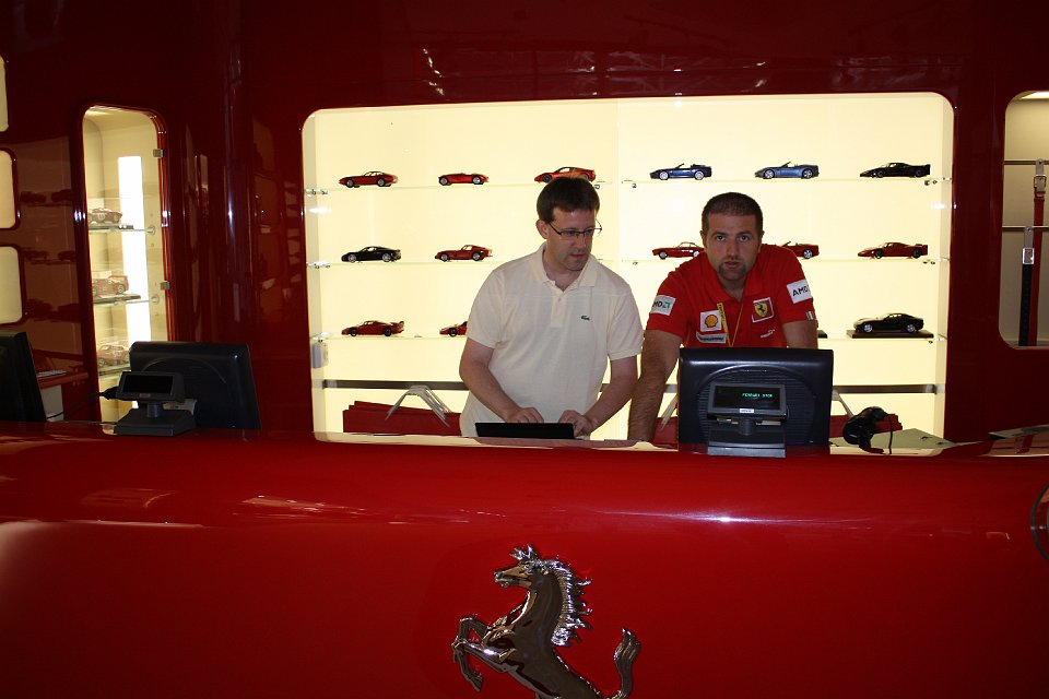 Radical  Bodypainting am N&uuml;rburgring (55) Ferrari.JPG